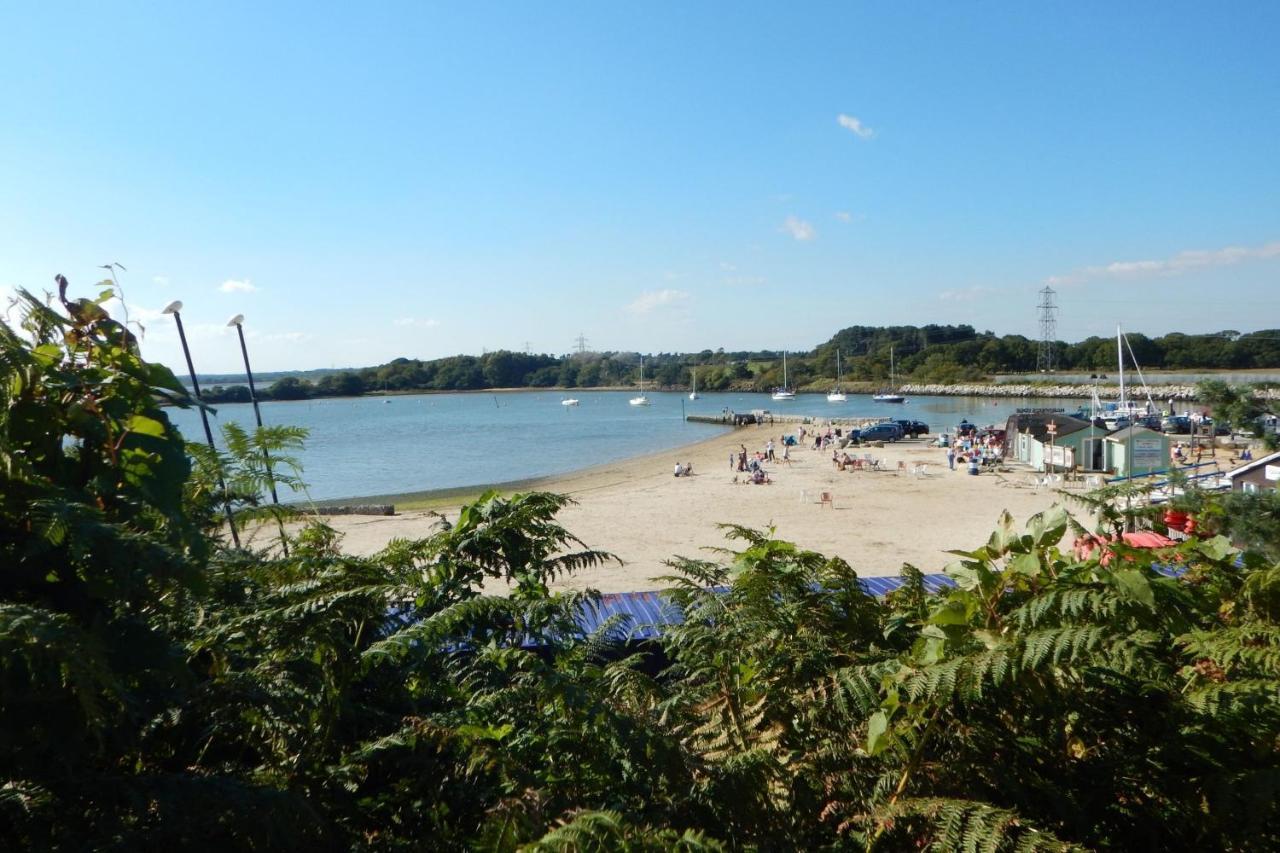 Pine Ridge 59 Rockley Park Poole With Sea View Sleeps Six Hotel Bagian luar foto