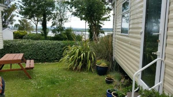 Pine Ridge 59 Rockley Park Poole With Sea View Sleeps Six Hotel Bagian luar foto